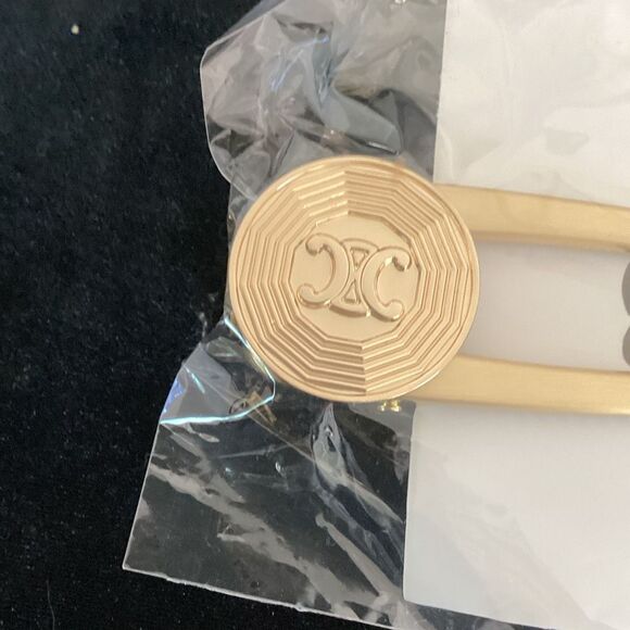 NIB Celine Gold Tone Triumphe Hair Metal Clip Accessory 3” Snap Hairpin - Picture 3 of 6